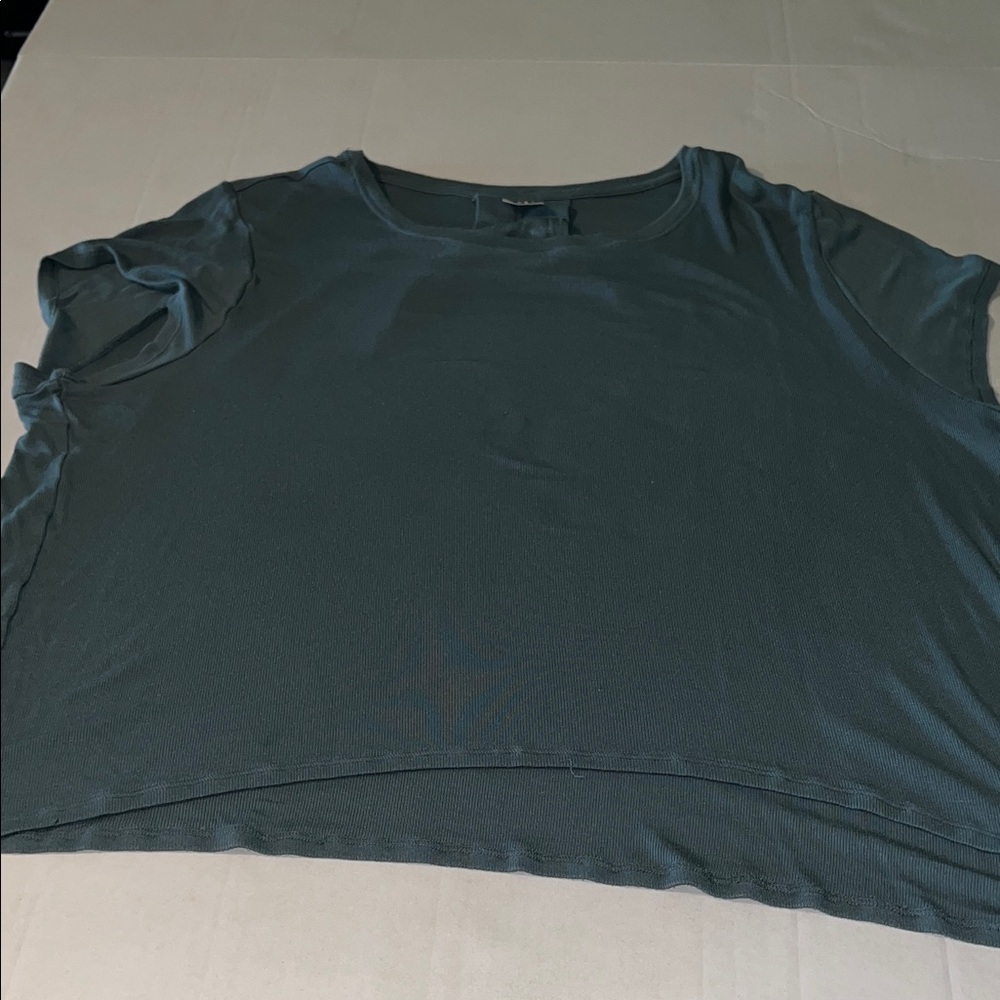 Athleta top